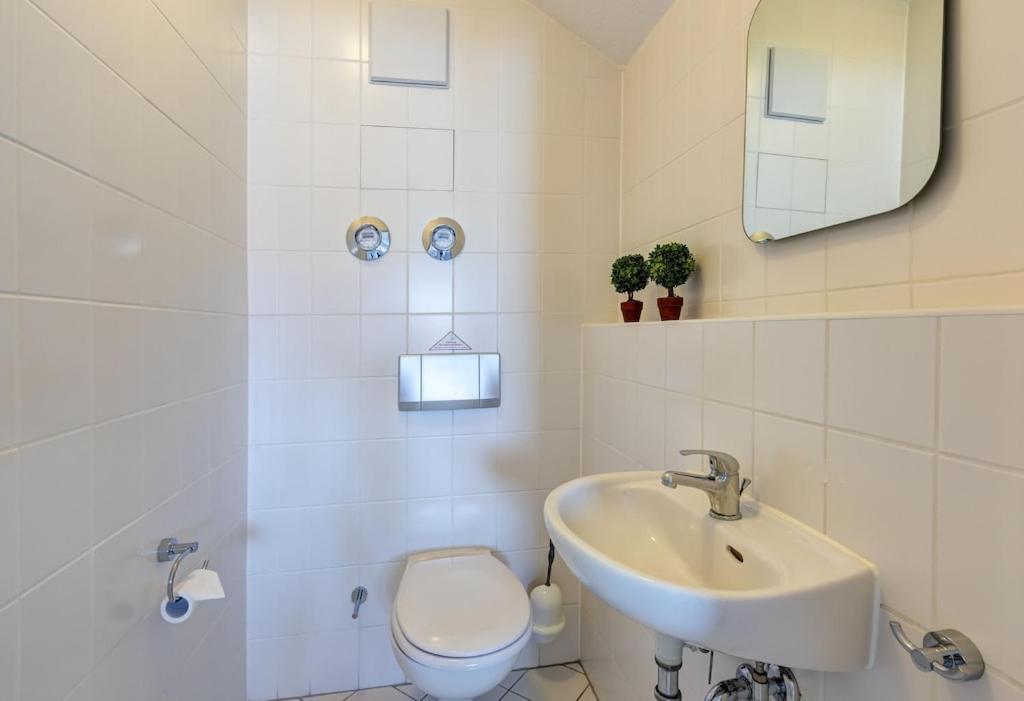 Grosse Schoene 3 Zimmer Ferienwohnung - 100 Qm - In Strandnaehe Fuer 6 Personen!! Херингсдорф Экстерьер фото