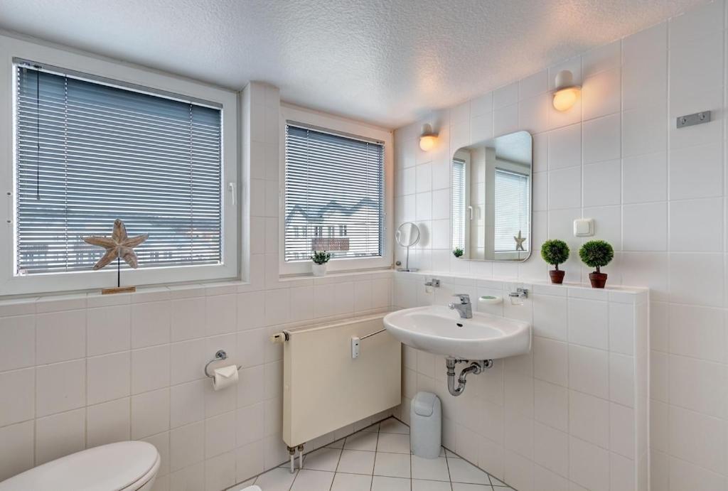 Grosse Schoene 3 Zimmer Ferienwohnung - 100 Qm - In Strandnaehe Fuer 6 Personen!! Херингсдорф Экстерьер фото